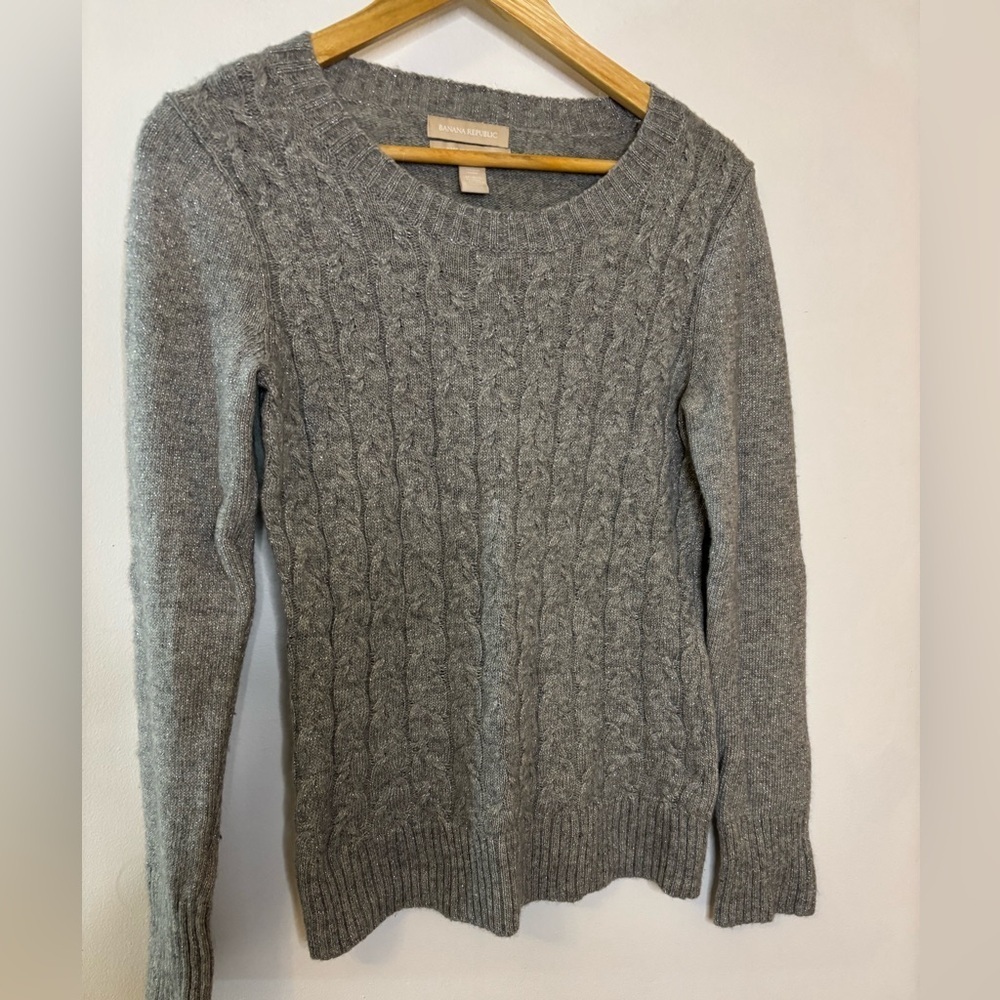 Banana Republic Italian Yarn Gray Cashmere Blend Cable Knit Sweater